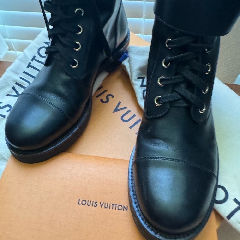 Authentic Louis Vuitton Black Leather Combat Boots women’s Sz 6 - Picture 2 of 14